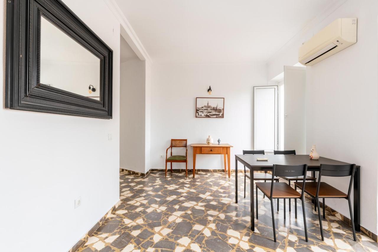 Aoa Conde De Ibarra Apartment Sevilla Eksteriør bilde