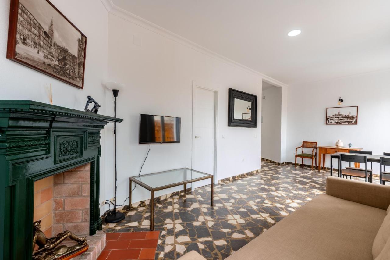 Aoa Conde De Ibarra Apartment Sevilla Eksteriør bilde