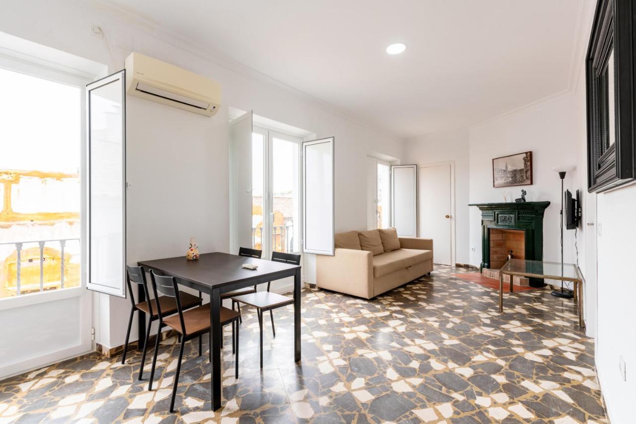Aoa Conde De Ibarra Apartment Sevilla Eksteriør bilde